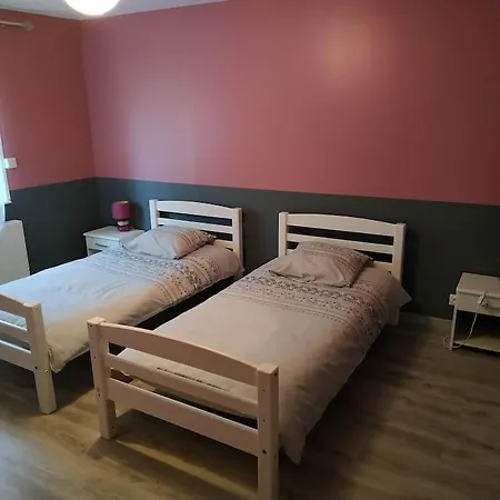 Nyaraló Maison Independante Avec 3 *