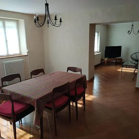 Holiday home Maison Independante Avec 3 Mourmelon-le-Grand